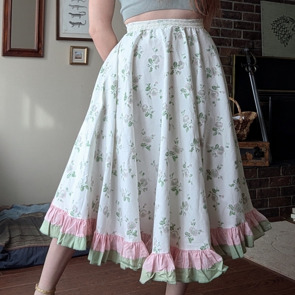 Floral Midi Skirt with Pink Ruffle Trim - Picture 4 of 10